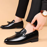 Hnzxzm Men Dress Shoes slip on Casual Business Fashion Leather Low Heel British Style Classic Trendy tassel Loafers for Men moccasins