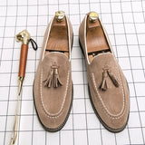 Hnzxzm Fashion Brand Men's Tassel Suede Slip-on Leather Driving Shoes Designer Mens Moccasins Retro Pointed Banquet Social Shoes Male