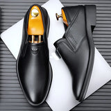 Hnzxzm 2024 Spring Autumn Men's Dress Shoes Fashion Casual Cow Leather British Pointed Toe Black and White New Designer Shoes Male