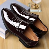 Hnzxzm Patent Leather Shoes for Men Business Shoes Casual Point Toe Slip on Loafers for Men Luxury Party Wedding Plus Size Shoes