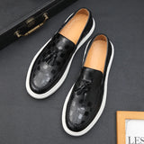 Hnzxzm Fashion Men's Casual Shoes Embossed Leather Men Classic Retro British Style Tassels Loafers Mens Slip-on Outdoor Driving Flats