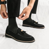 Hnzxzm Fashion Brand Men's Tassel Suede Slip-on Leather Driving Shoes Designer Mens Moccasins Retro Pointed Banquet Social Shoes Male