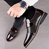 New 2022 Elegant Men Dress Shoes Black Leather Fish Scale Pattern Party Wedding Shoes For Men Office Shoes Male Footwear