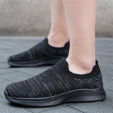 2022 New Men Running Shoes Mesh Breathable Outdoor Couple Sneakers Trend Lightweight Slip-on Male Leisure Walking Shoes 38-47