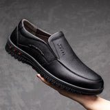 Hnzxzm 100% Genuine Leather Shoes Men Loafers Slip-on Cow Leather Mens Casual Shoes Male Footwear Office Business Shoes Black A3310